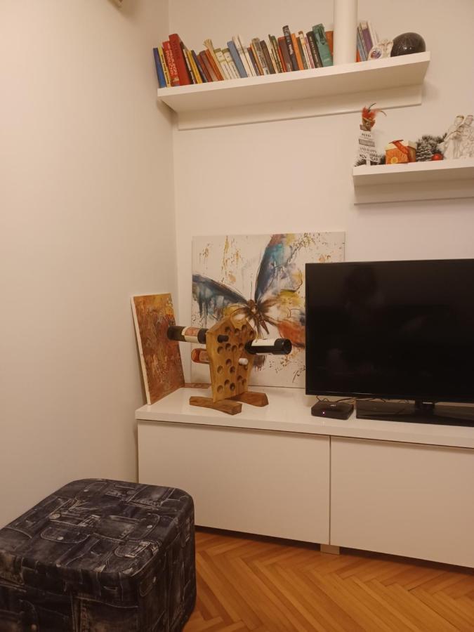 Apartment Penny Split Extérieur photo
